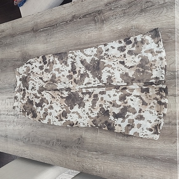 PrettyLittleThing Brown Cow Print Beach Flares and Shirt Set Size 2 - Picture 5 of 12